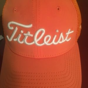 Men golf hat knew